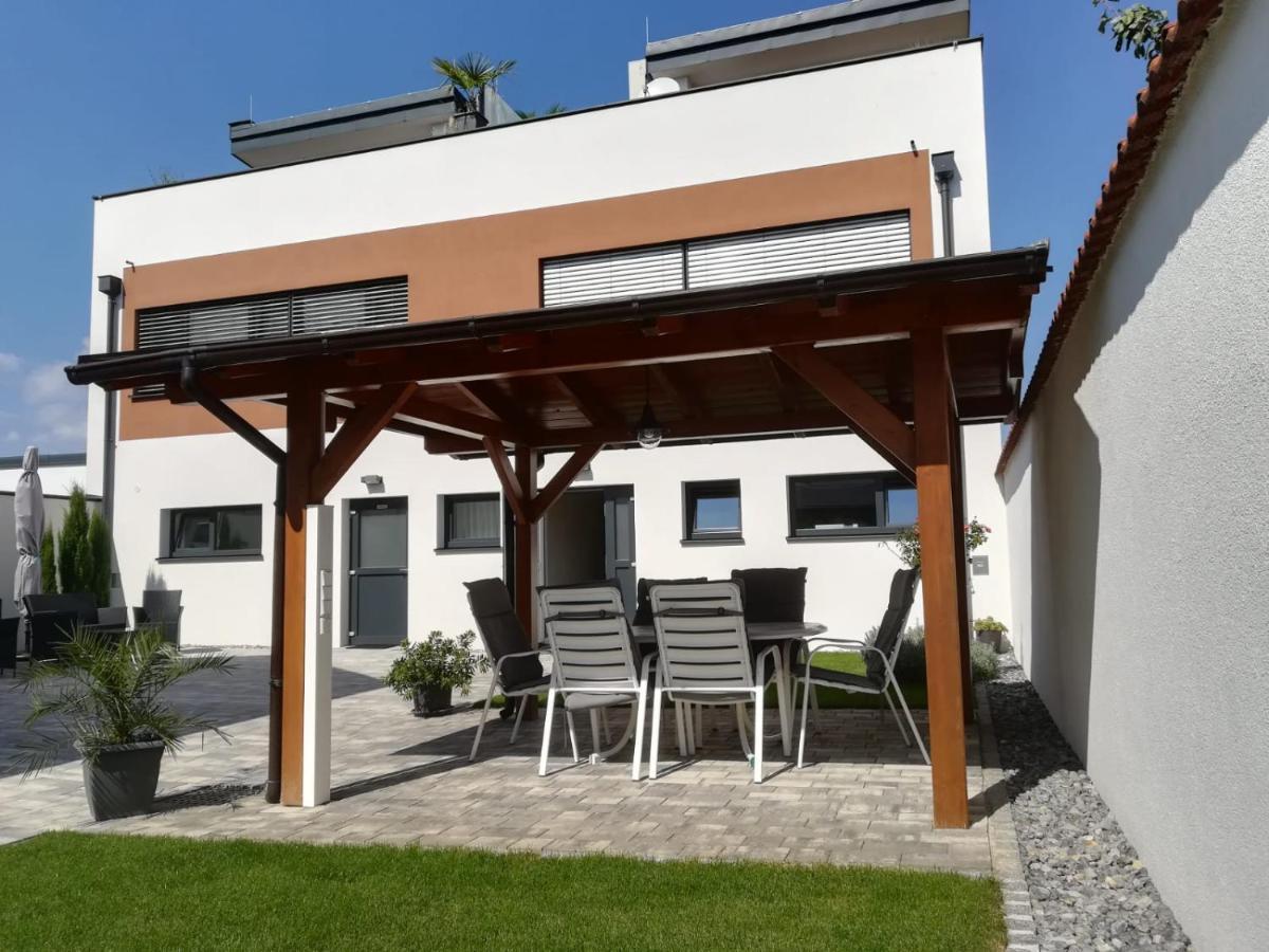 Penthouse Griemann 1 Mit Infrarotkabine Und Eigener Dachterrasse Fuer Max 4 Personen Illmitz Buitenkant foto